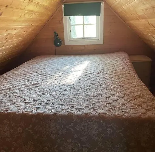 Koselig Anneks I Heggedal! Casa de Férias